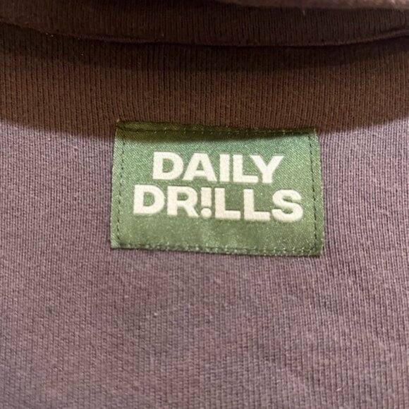 Daily Drills crew! Size xs/s. So comfy and cute! - Picture 3 of 3